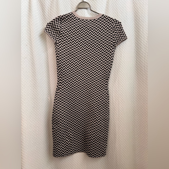 AX Armani Exchange fitted knit dress - Picture 2 of 6